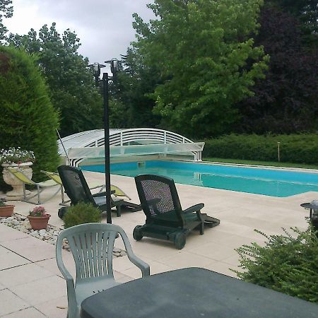 Les Ecureuils Bed & Breakfast Tramoyes Luaran gambar