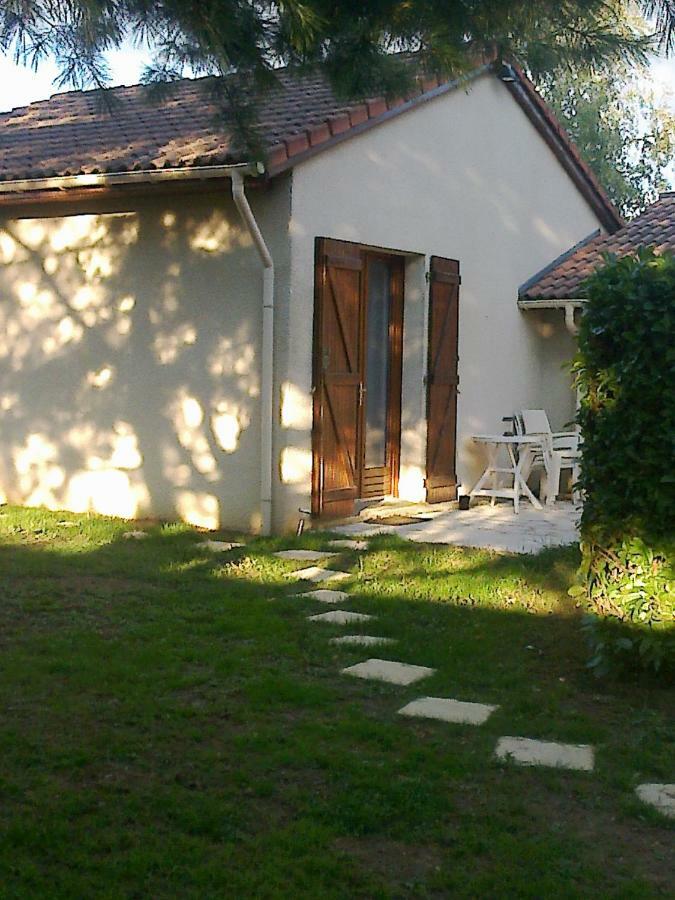 Les Ecureuils Bed & Breakfast Tramoyes Luaran gambar